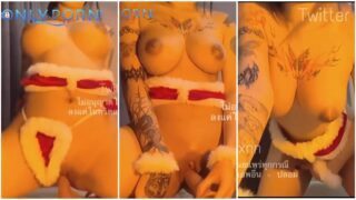 คลิปหลุด Onlyfans Pinchxnn น้องปิ่นคอสเพลย์ชุดแซนดี้ตั้งกล้องมุมสวยๆแล้วโชว์ลีลา นารีขย่มตอใส่ควยปลอมโคตรเด็ด เห็นนมเห็นจุกชัดๆเอาดิลโด้แหย่หีรัวๆโครตเสียวร้องลั่นห้อง