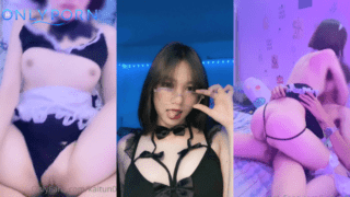 คลิปหลุด  น้องไข่ตุ๋น  kaitun07 นัดแฟนมาเย็ดที่ห้องใส่ชุดคอสเพลย์เมดยั่วๆ Onlyfans ดูดควยให้แฟนเสียวๆ แล้วขึ้นคร่อมควยโยกเย็ดคาชุด แล้วนอนอ้าหีเนียนๆ ให้ซอยเสียวๆ เย็ดกันมันส์สุดๆ เสร็จจับพลิกมาเย็ดท่าหมาต่อกระแทกจนน้ำแตกเต็มถุงยาง